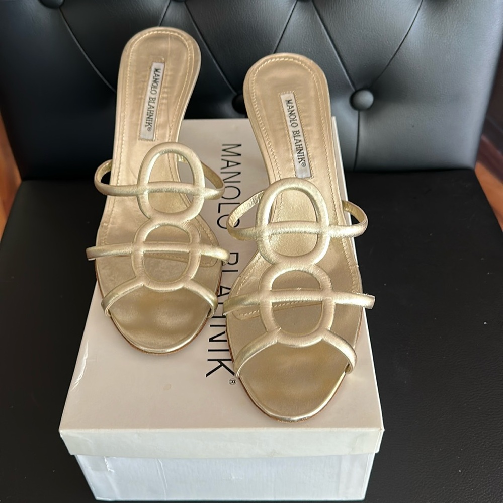 Manolo Blahnik Mules Sandel Gold Sz 39